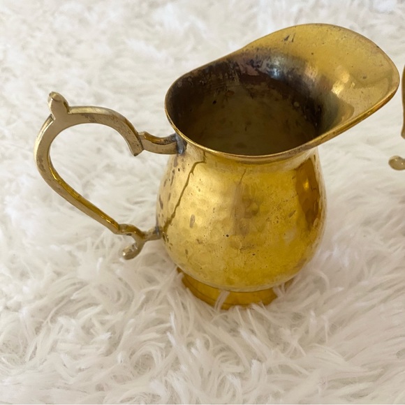 Vintage Hammered Brass Sugar Bowl And Creamer Set - Picture 4 of 10